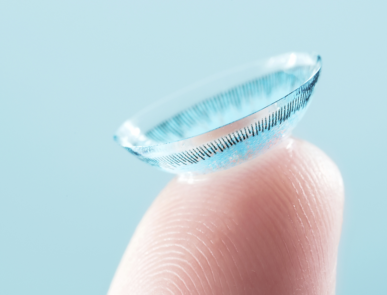 Une lentille de contact intelligente qui soigne le diabète.