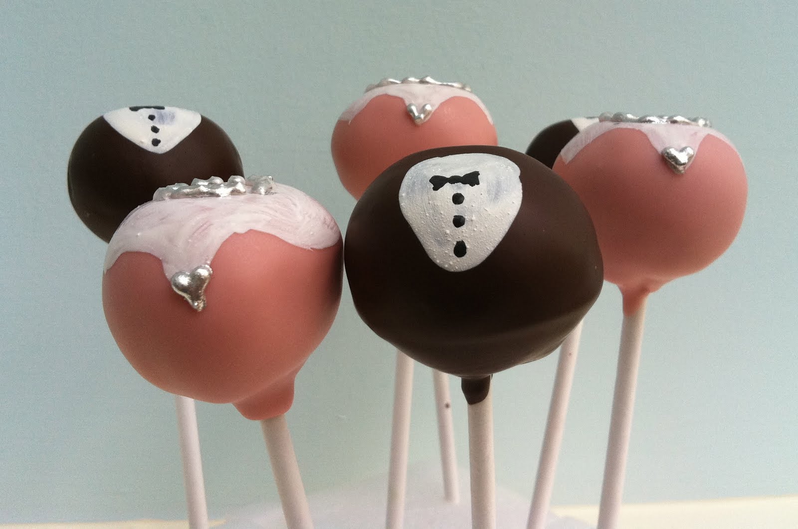 A Spoonful of Sugar: Prom cake pops