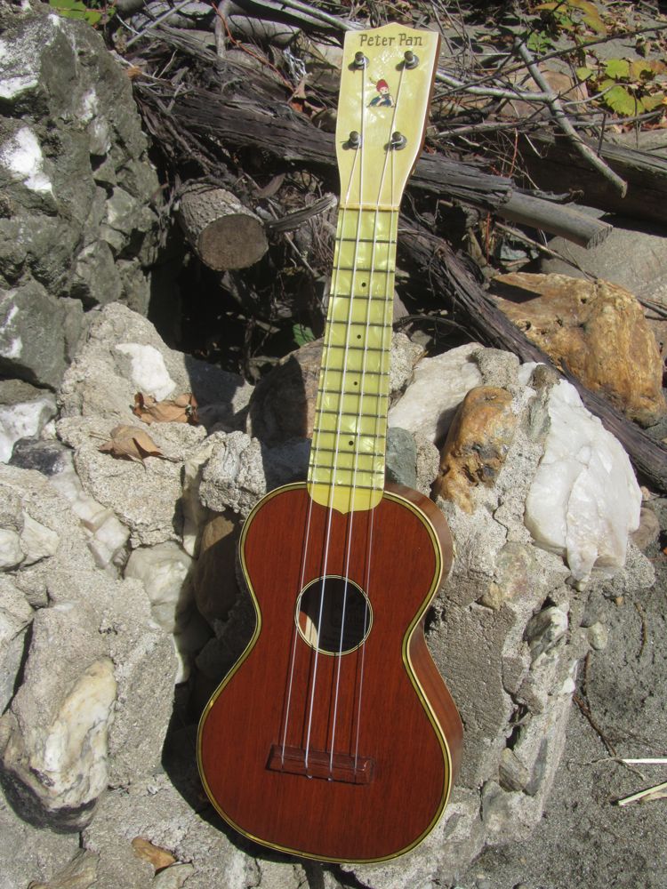 c.1930 Harmonymade PMICo "Peter Pan" Ukulele