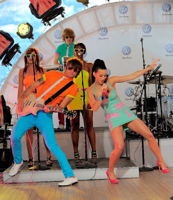 Katy Perry Upskirt so clearly at Volkswagen Jetta World Premiere
