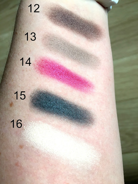 Too Faced Chocolate Bon Bon Palette swatches 