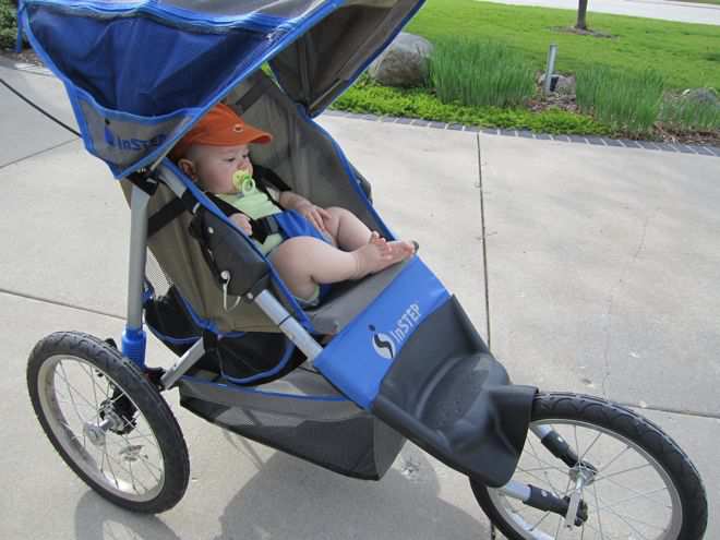 All Over The World: Instep 5k Jogging Stroller
