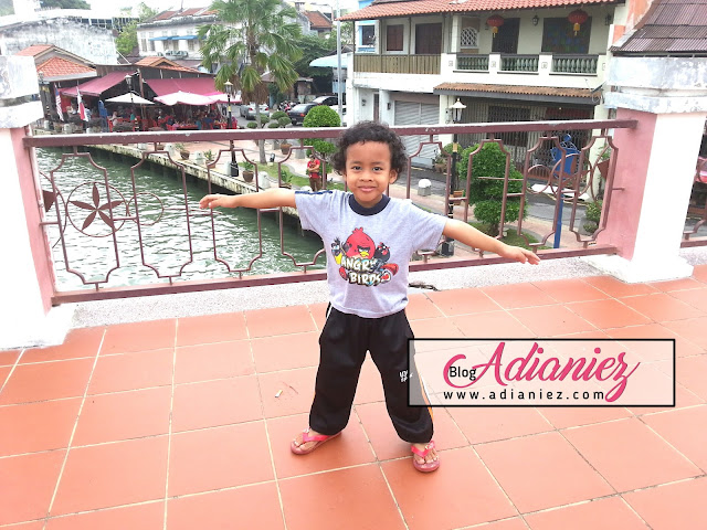 Atok Uwan Teringin Makan Sate Tepi Sungai Dengan Cucu ~ Restoran Line Clear, Kg Jawa