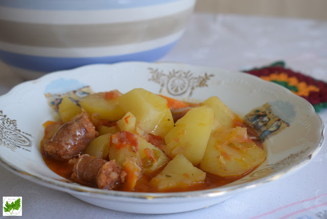 En Buena Onda: Patatas Guisadas Con Longaniza