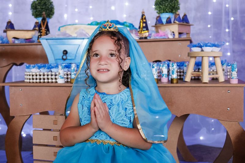 Após vencer tumor menina de 5 anos pede festa de aniversario com tema de Nossa Senhora Aparecida Após vencer tumor menina de 5 anos pede festa de aniversario com tema de Nossa Senhora Aparecida
