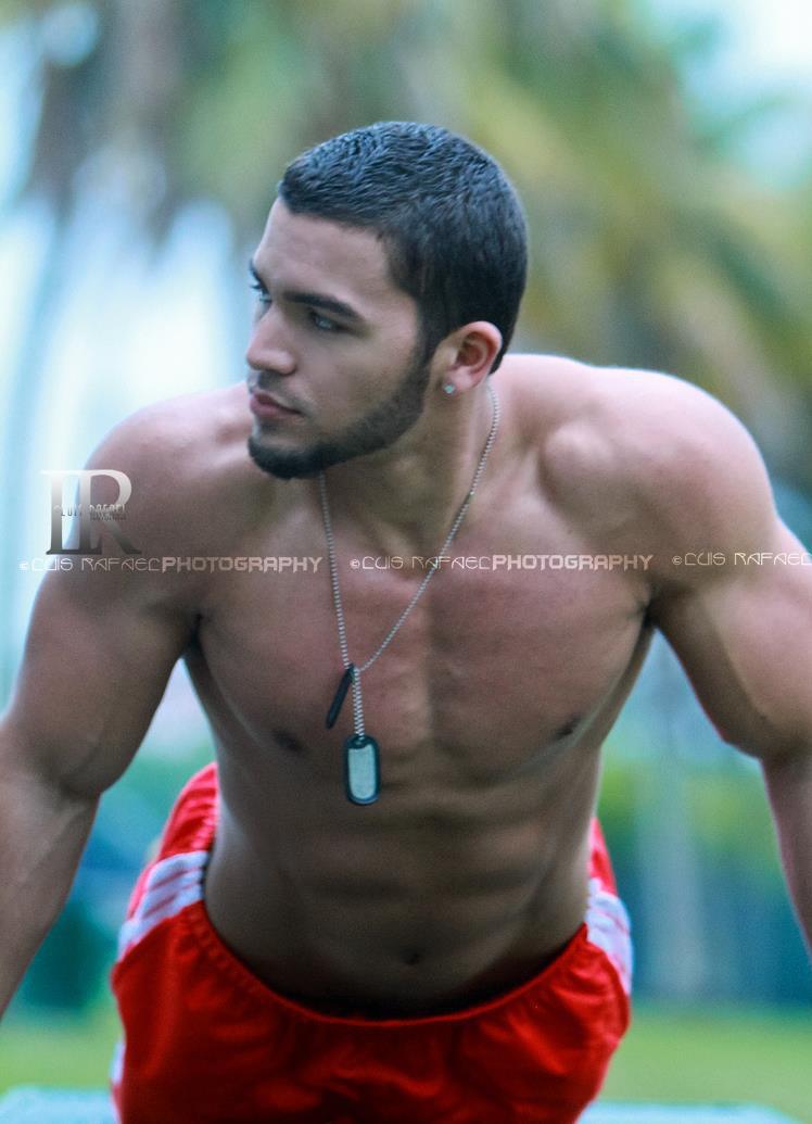 Miong21 @ Blogspot: David Harris by Luis Rafael