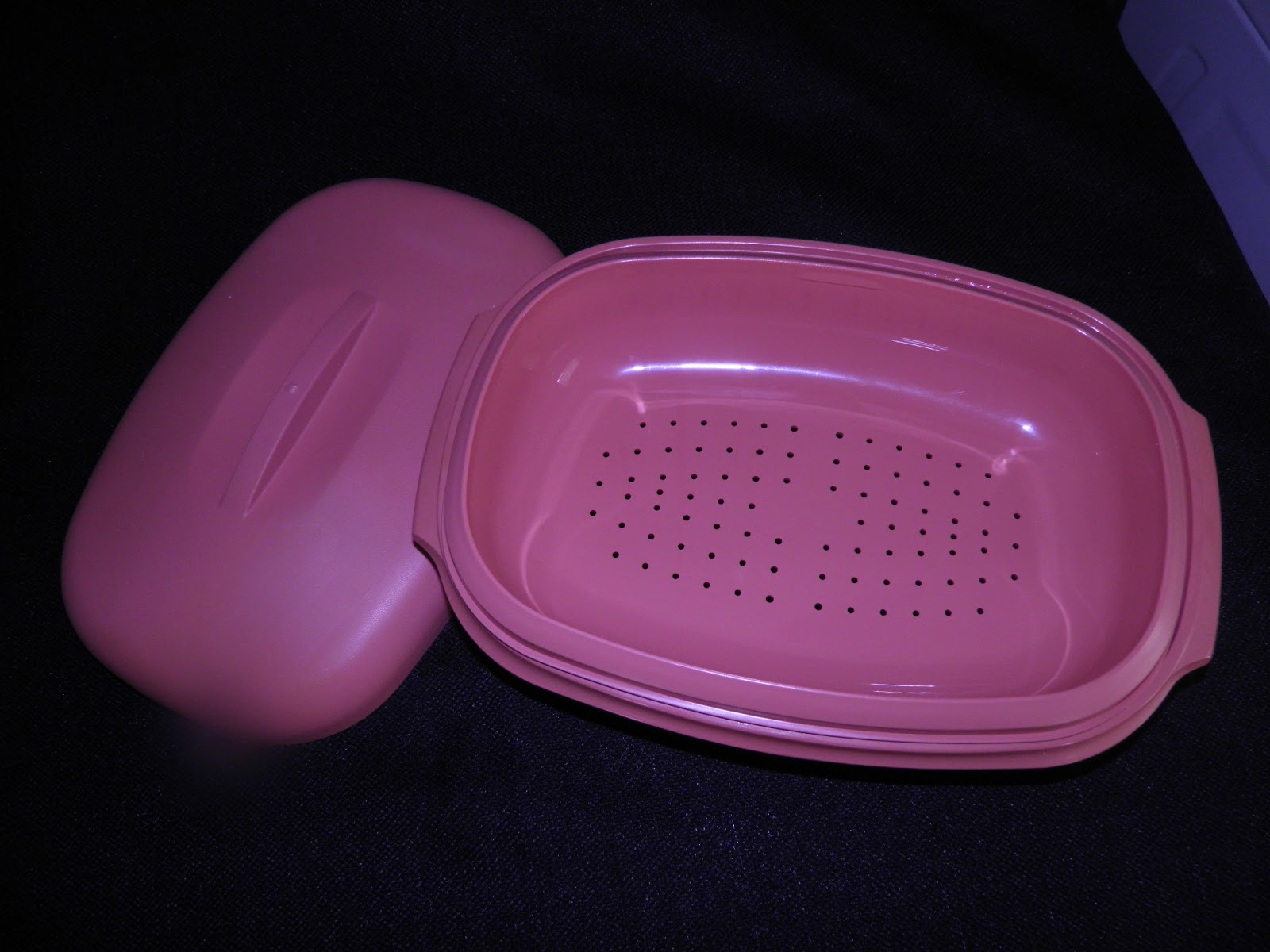 Tupperware Genius Tupperware Mauve Oval Steamer