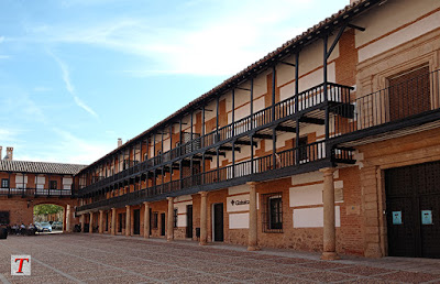 Plaza Mayor de San Carlos del Valle, Ciudad Real