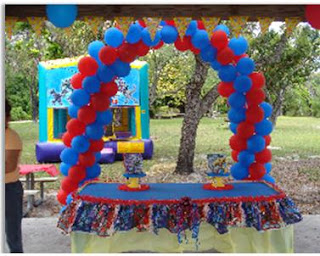 cómo decorar una mesa con globos, mesa decorada con globos, cómo decorar las mesas en una fiesta de cumpleaños, decoración bonita con globos para mesas,decorar fiesta con globos, globos bonitos para fiestas, globos bonitos, como decorar una mesa con globos, como decorar una fiesta con globos, decorar las mesas con globos, globos para decorar mesas, globos bonitos para mesas infantiles
