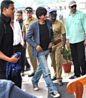 Shahrukh Khan arrives in Munnar, Kerala 