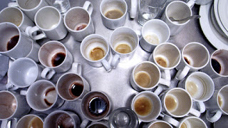 Liệu bạn có thể uống cả trăm ly cafe một lúc?