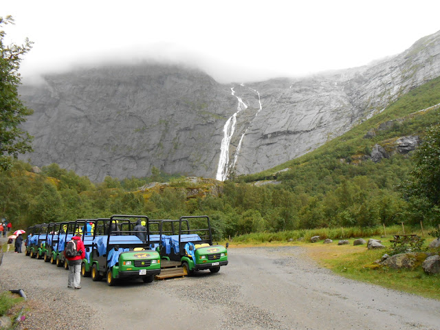 Fiordos Noruegos - Oslo (14 días por nuestra cuenta) Agosto 2013 - Blogs de Noruega - Día 8 (Glaciar Boyabreen, Glaciar Briksdals, Cascada Tvinnefossen) (4)