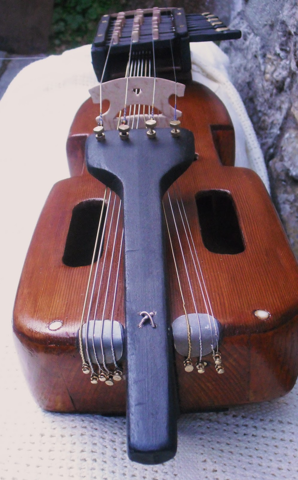 Backcountry Strings Keyed fiddle pictures