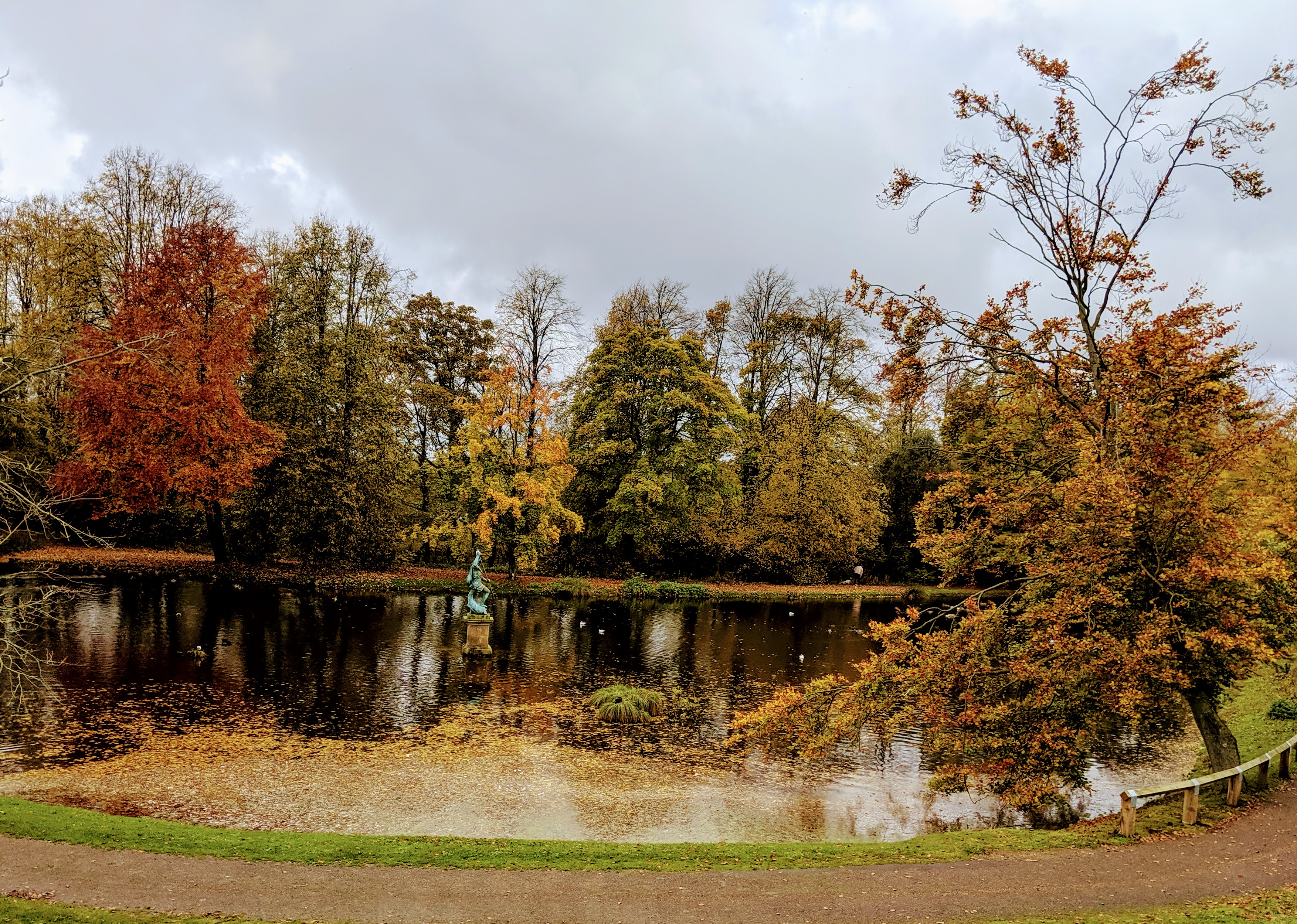 Hardwick Park Review, Dinosaur Trail & Information North East