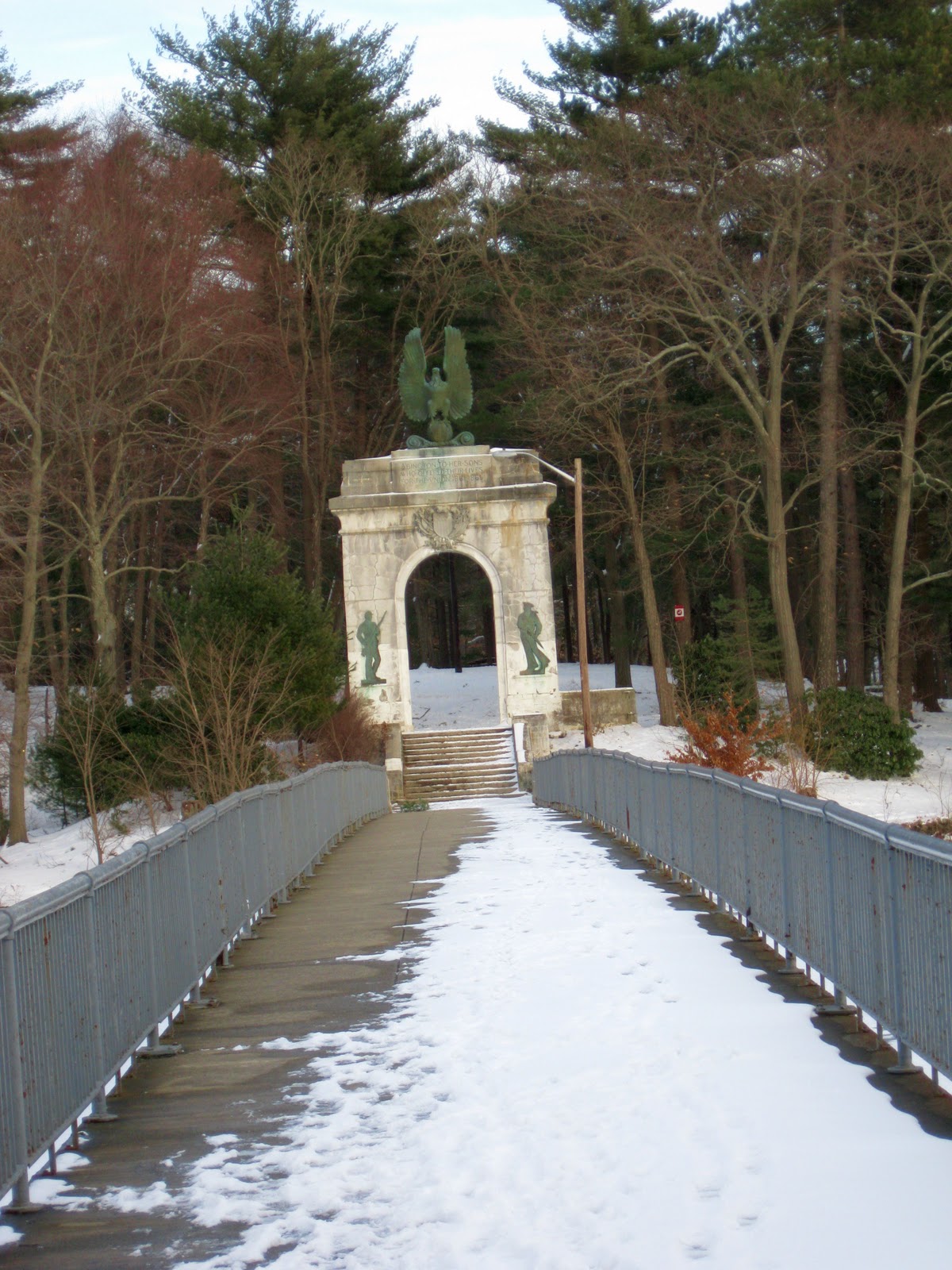 West in New England CIVIL WAR MEMORIAL BRIDGE AT ISLAND GROVE PARK