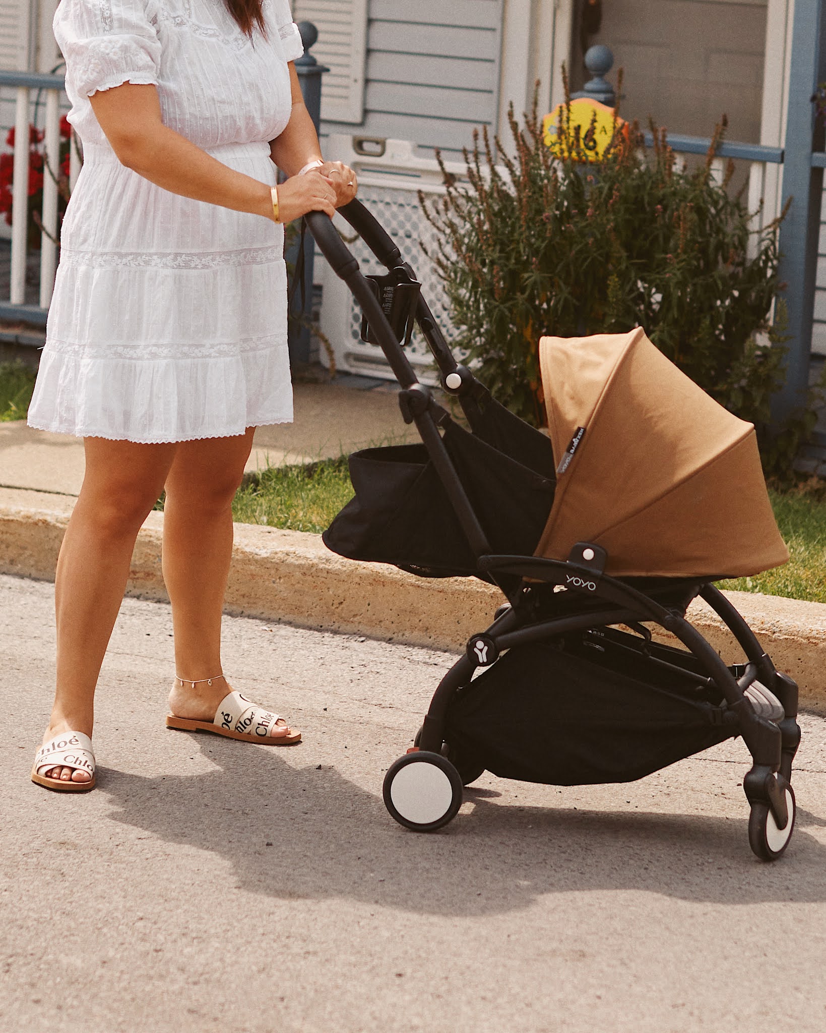 The must-have travel stroller: Babyzen YOYO2 from Agatha Boutique