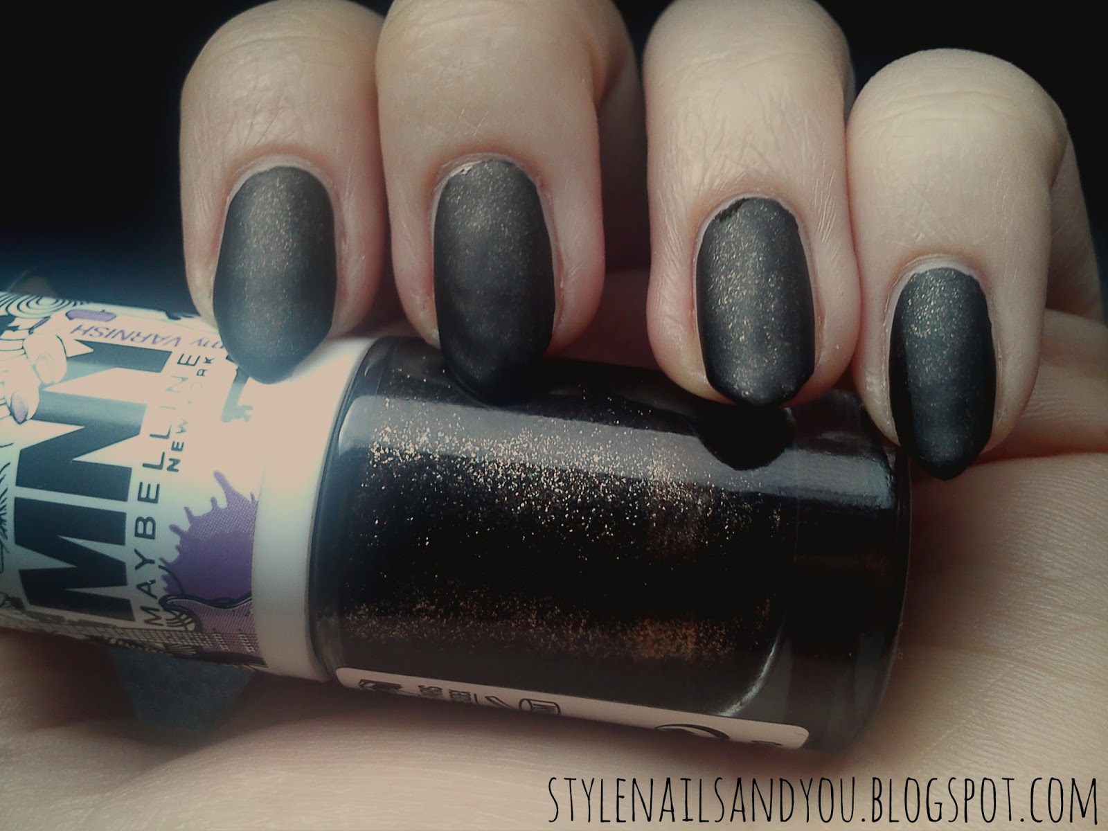 Stylenailsandyou Gold In The Dark