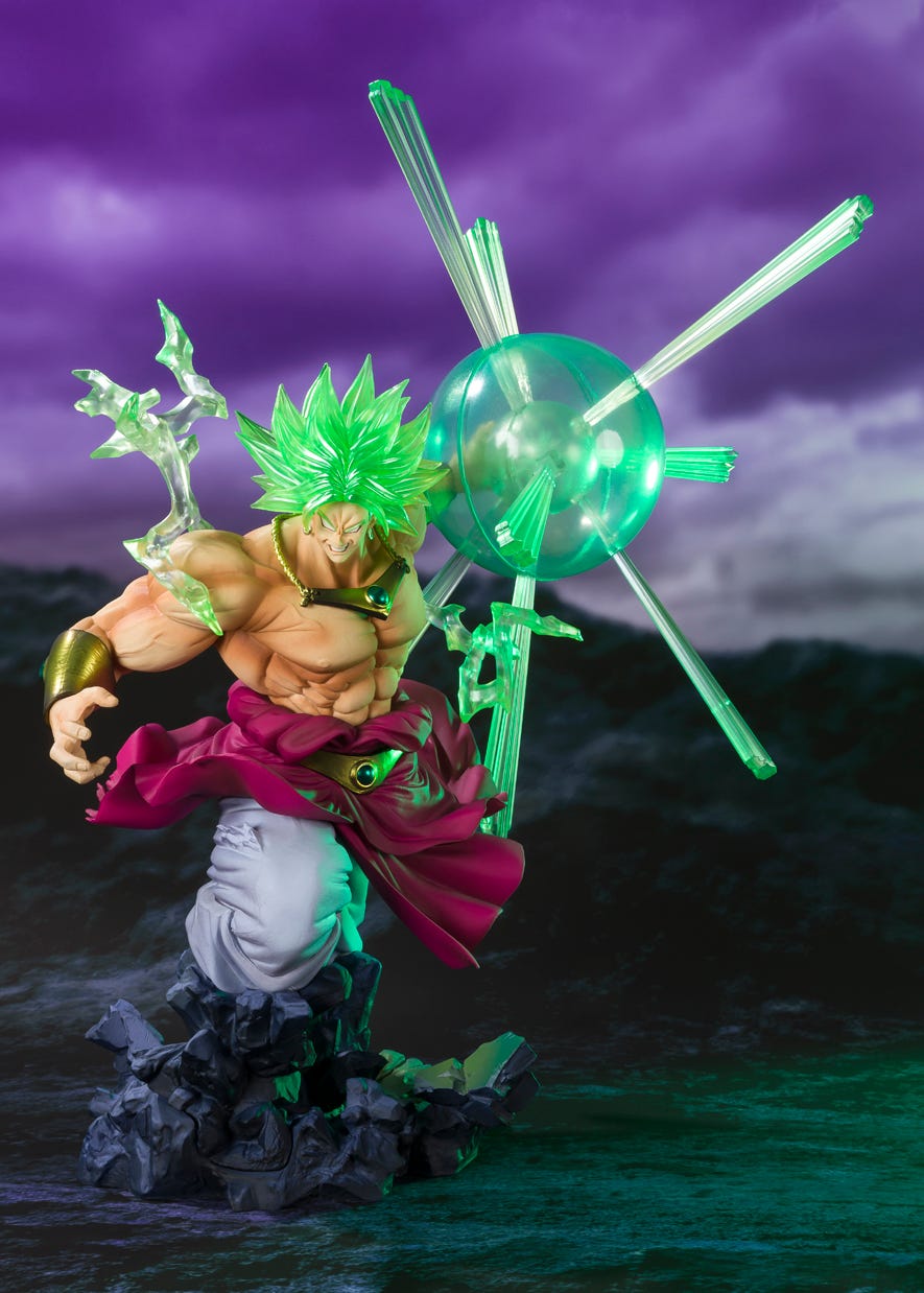 muñeco de dragon ball z broly