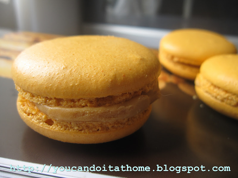 You can do it... at home! Salted Caramel Macarons Me against Ladurée