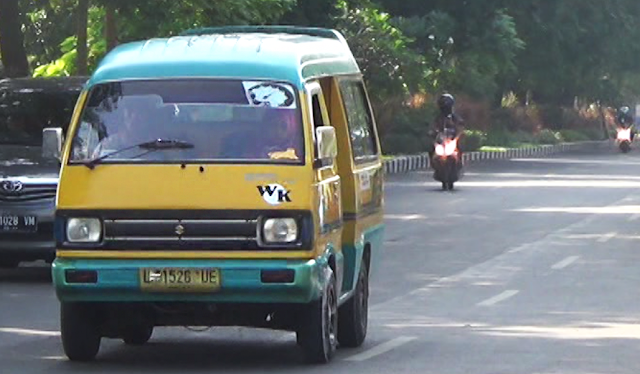 Cara Supaya Si Kecil Nyaman Naik Angkutan Umum  Cara Supaya Si Kecil Nyaman Naik Angkutan Umum