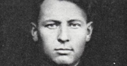 Мельник е б. Мельник 700 эксперт. Производственная мельница мельник 700. Мельница вальцовая мельник. Мельница вальцовая мельник.