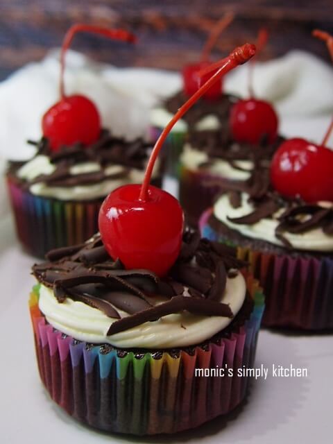 resep cupcake blackforest
