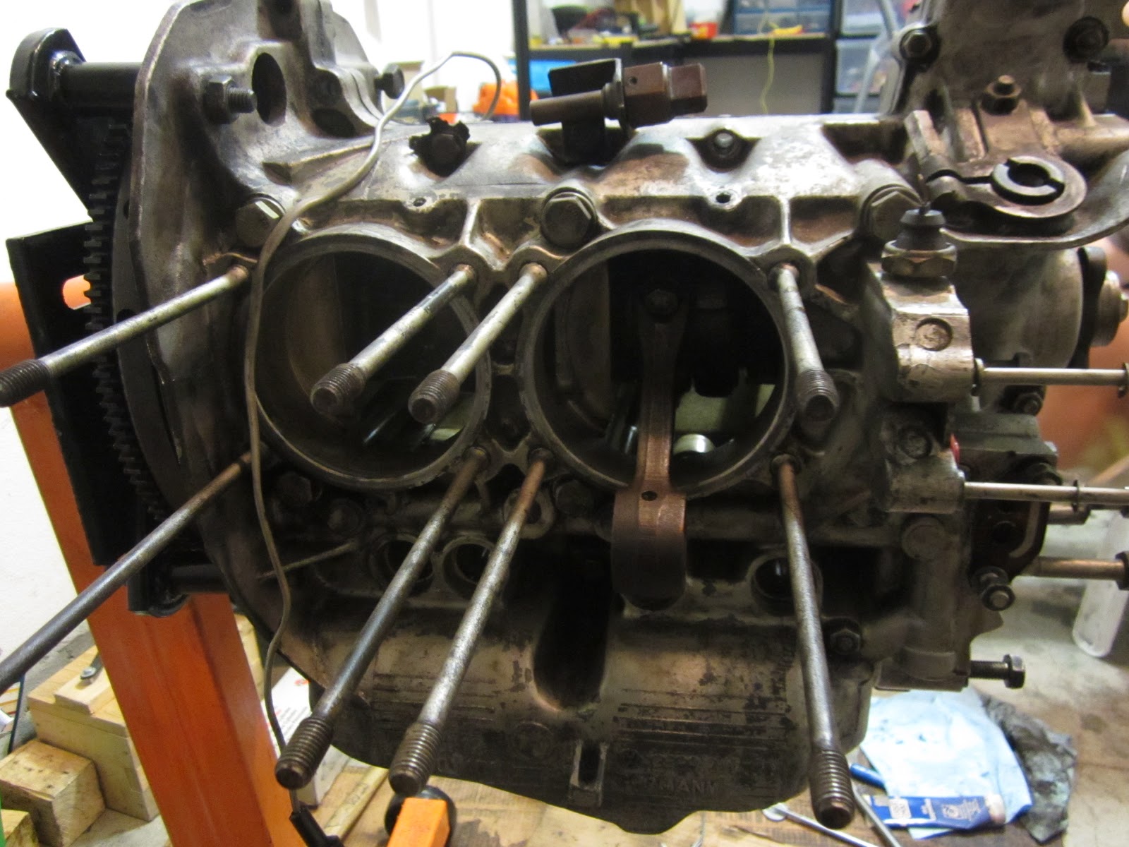 The Volkswagon Vanagon Book Review How to Rebuild Volkswagen Air