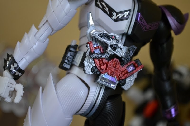 shf kamen rider fang joker