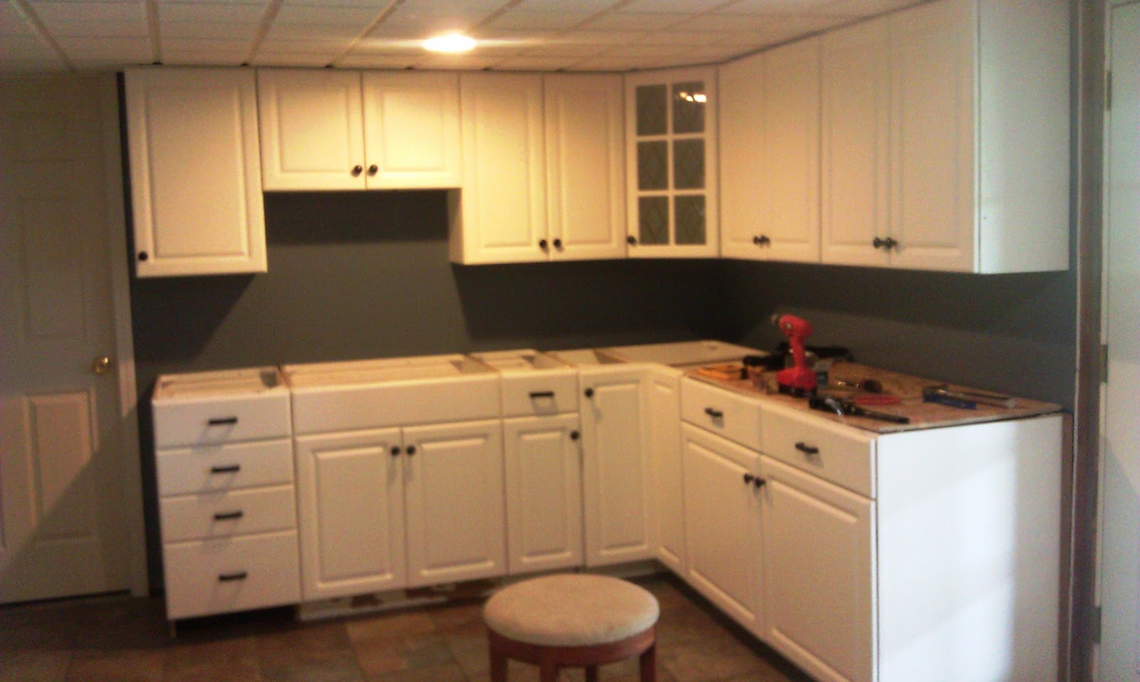 Home Improvement Mom And Wife: Slate Backsplash With White Cabinets! - Home Improvement Mom And Wife: Slate Backsplash With White Cabinets!