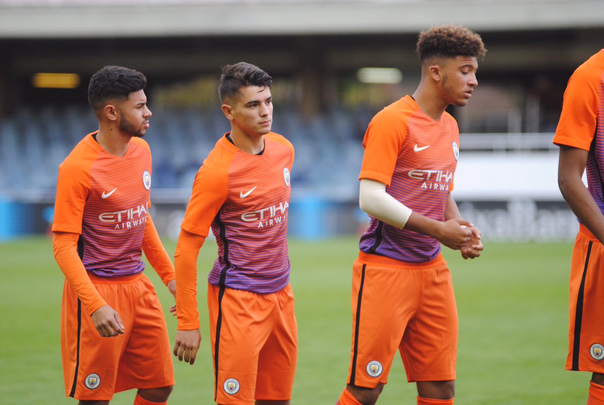 Barcelona to Wear Away Kit in Manchester Footy Headlines