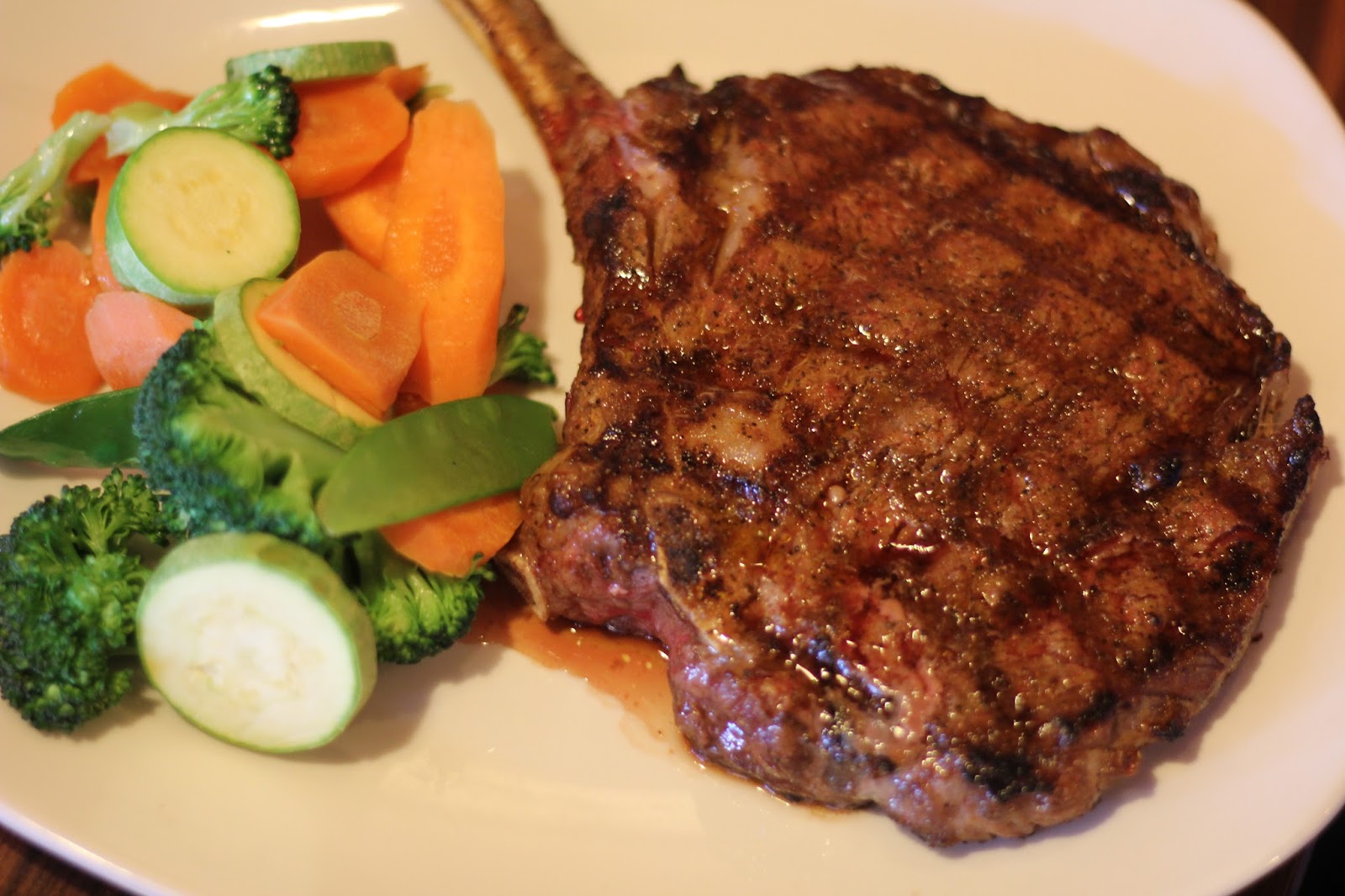 My Thoughts on Outback Steakhouse Beef Ribs and Bonein Ribeye Promo!!