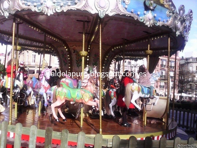 tiovivo-Navidad-Gijón