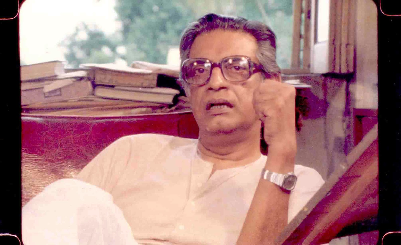 Satyajit Ray Biography, Wiki, Dob, Native Place, Profession
