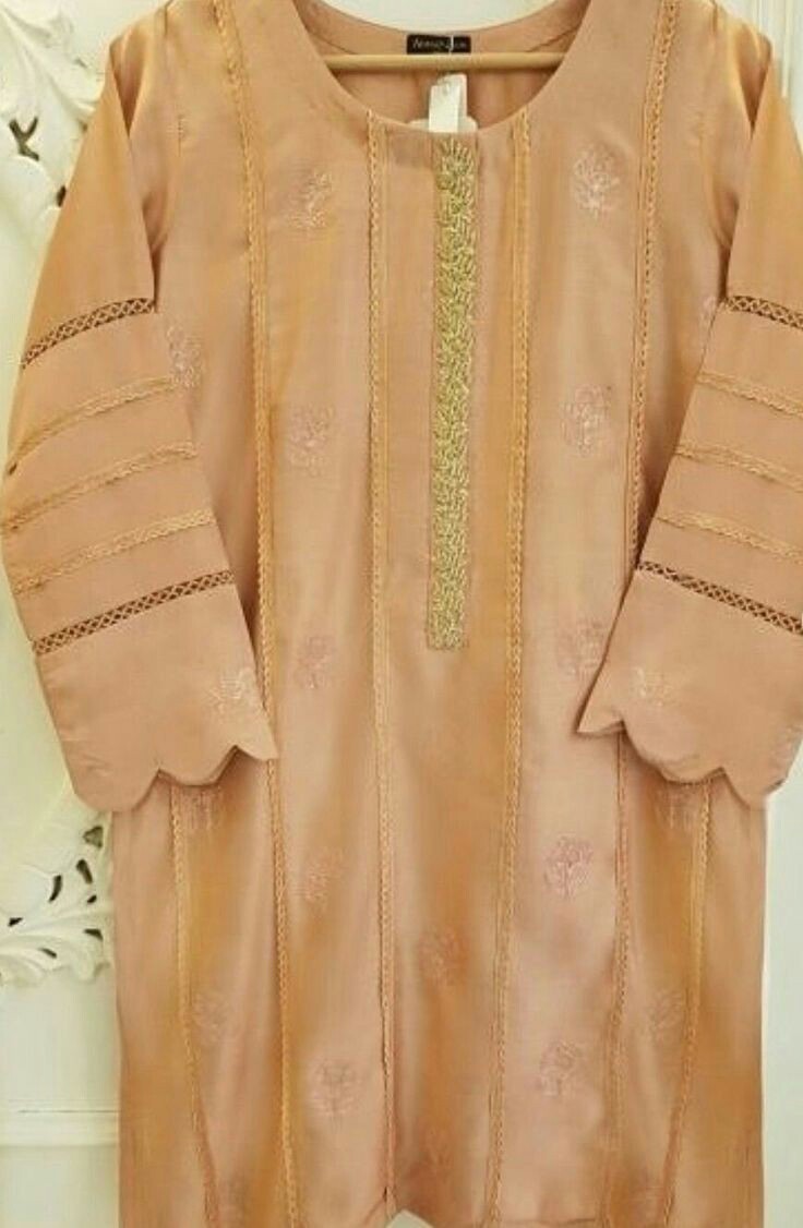 Latest sleeves design for lawn dresses