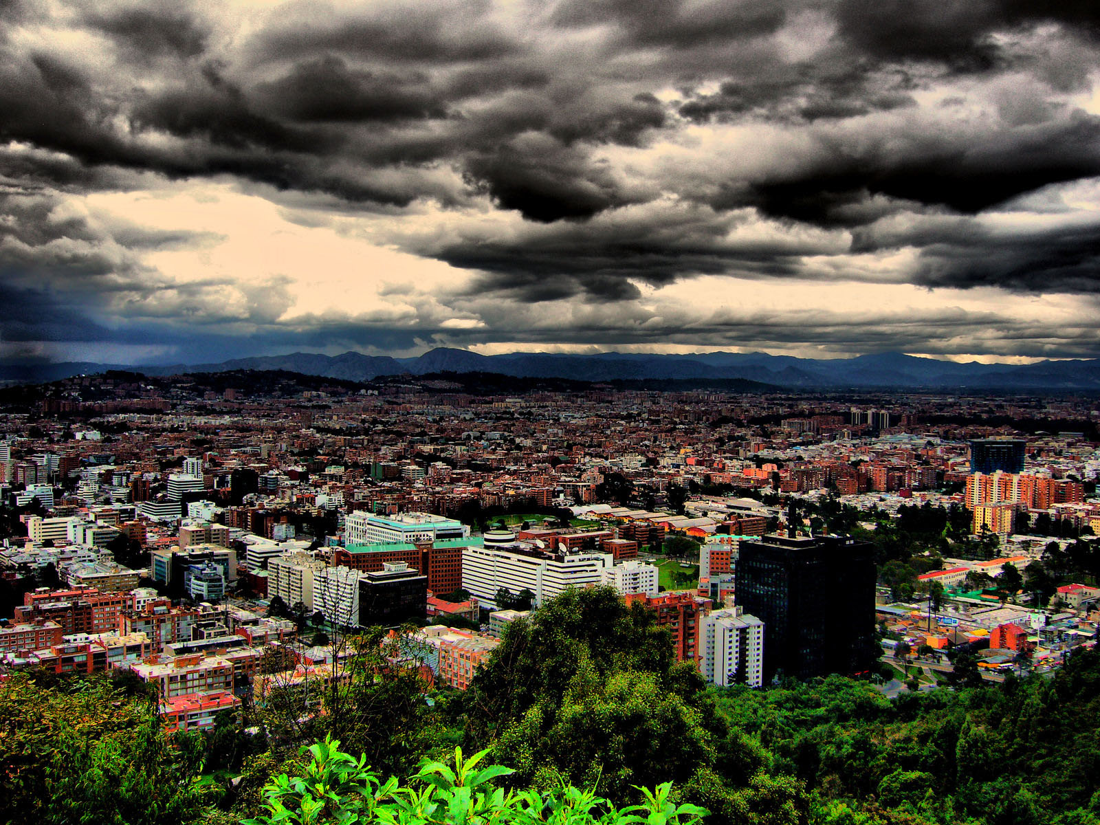 Колумбия. Богота Колумбия. Колумбия пригороды Богота. Богота климат. Богота город природа.