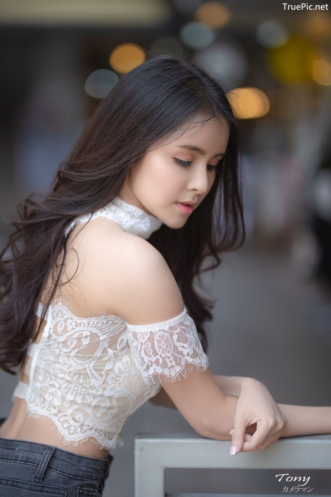 Image-Thailand-Beautiful-Model-Soithip-Palwongpaisal-Transparent-Lace-Crop-Top-And-Jean-TruePic.net- Picture-28