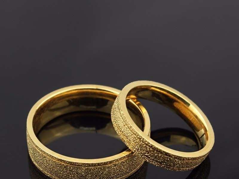 1 Cặp nhẫn cưới vàng 18k 24k giá bao nhiêu tiền  NiNiStore