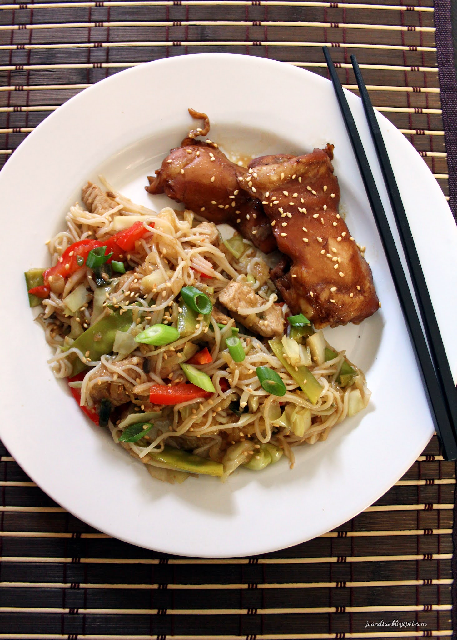 Jo and Sue Keto Lo Mein with Chicken Yakitori