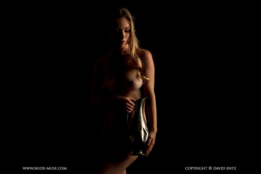 1500202391_nude-muse_venus-rose_urn002 [Nude-Muse] Venus Rose - Urn