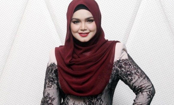 Tun Mahathir dan Siti Nurhaliza Individu yang Paling Dikagumi di Malaysia, Najib #15 Tun Mahathir dan Siti Nurhaliza Individu yang Paling Dikagumi di Malaysia, Najib #15