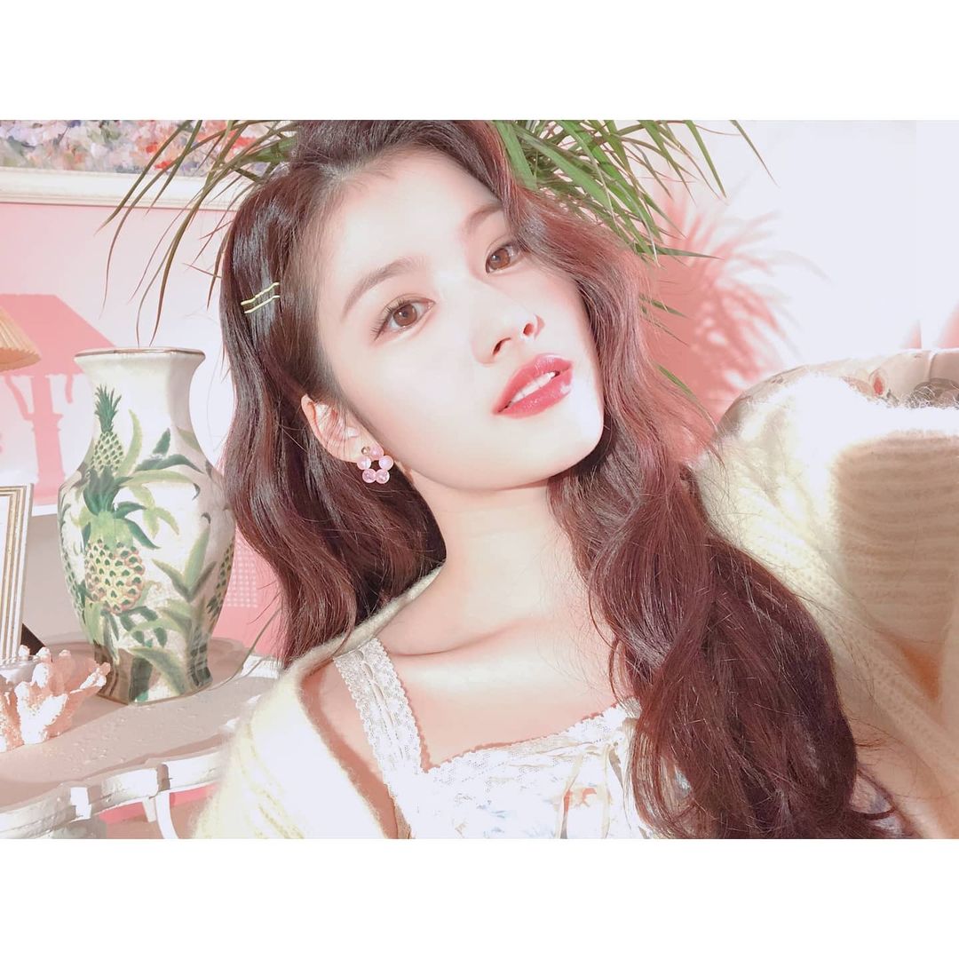 twicetagram_20210422_8.png