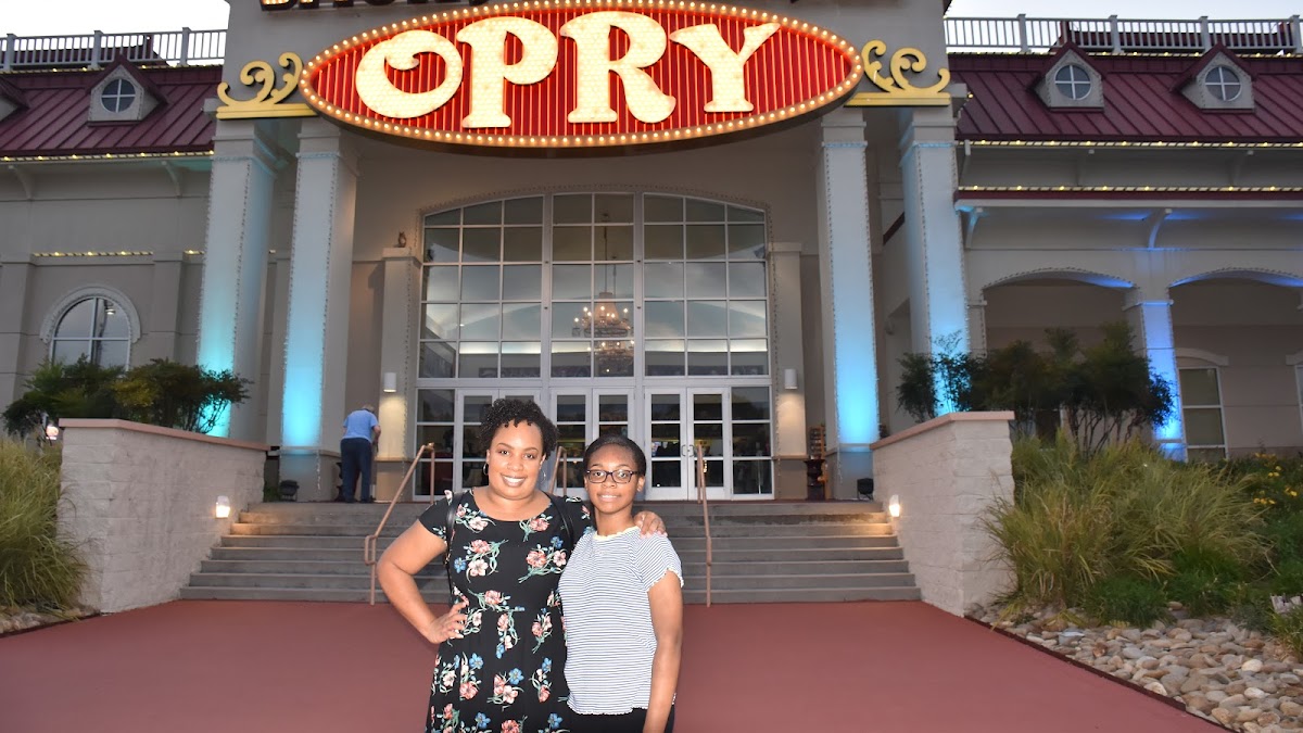 Smoky Mountain Opry Christmas Show 2022 Reviews Our Night Out To See The Exciting Variety Show: Smoky Mountain Opry