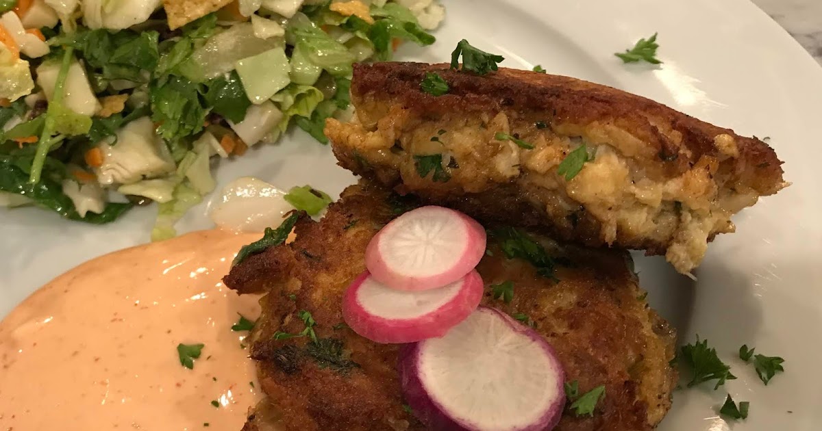 Crab Cakes (Low Carb Option!)