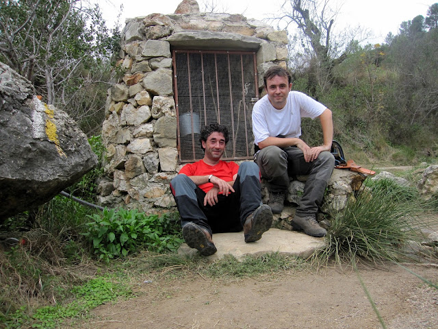 Pou de la Juvea. Barranc de l'Infern Ebo Fleix