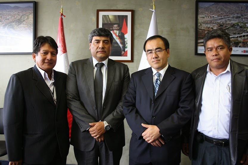 Wílder Ruíz Loayza CONGRESISTA Congresista Wilder Ruiz Loayza se