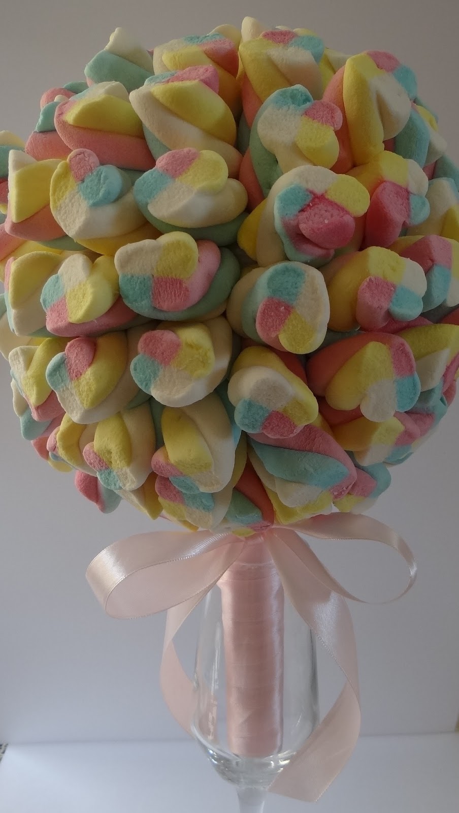 Amanda Venerando Personalizados: Buquê de Marshmallow