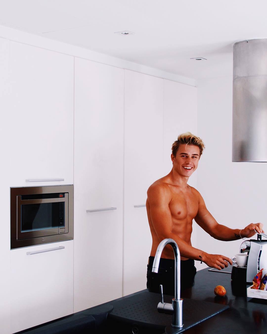 cute-blond-shirtless-fit-boys-smiling-kitchen
