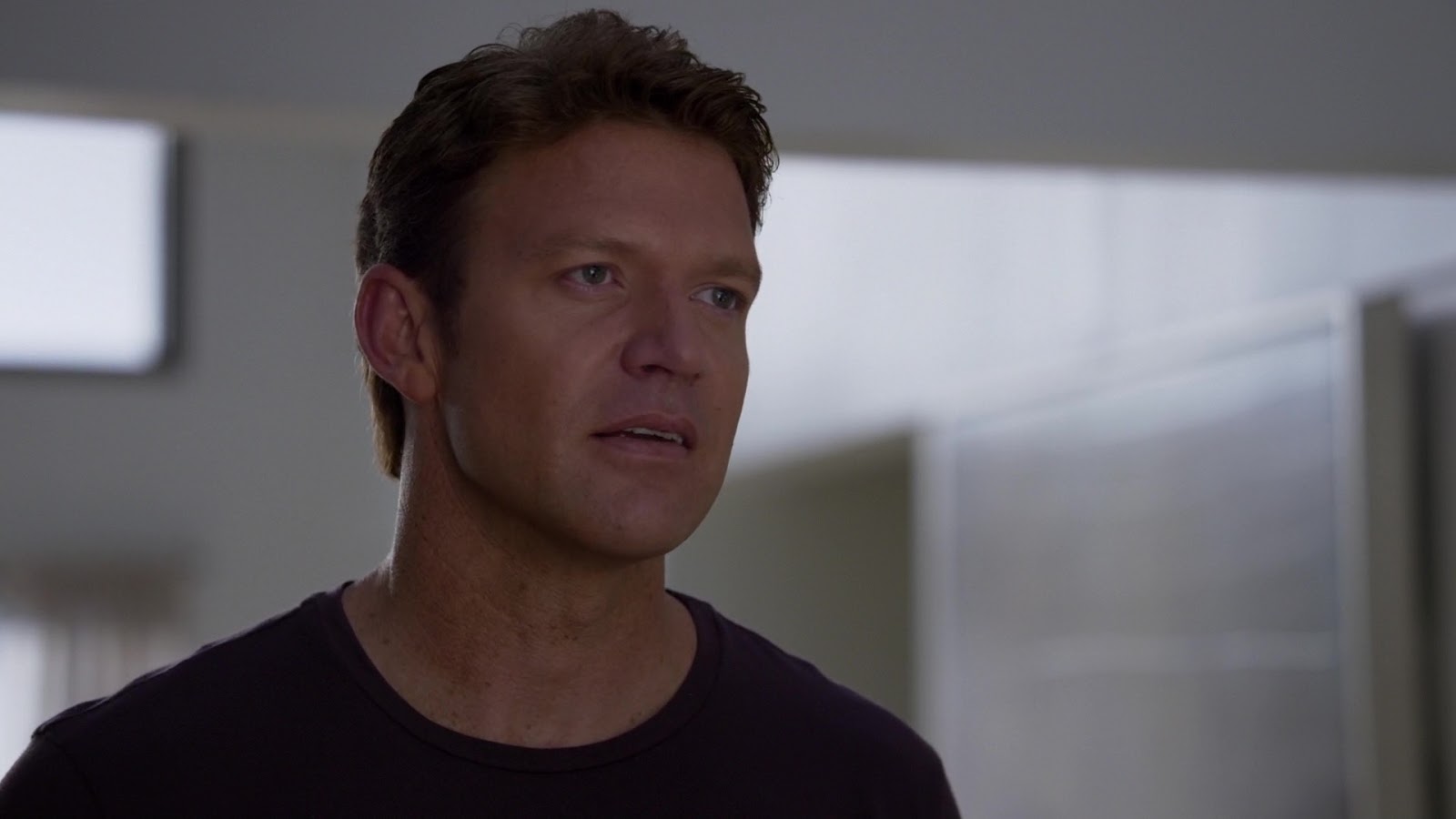 ausCAPS: Matt Passmore shirtless in Satisfaction (US) 2-01 &ldquo;&mldr;Through