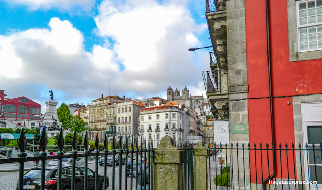 Monumento ao Infante D. Henrique, Porto, Portugal
