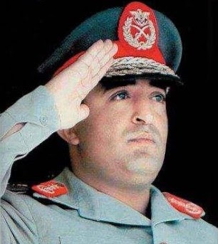 صنعاء : الذكرى الثالثة والأربعون لإغتيال الشهيد إبراهيم الحمدي ومراقبون يتسائلون متى ستأتي ثورة التصحيح الثانية